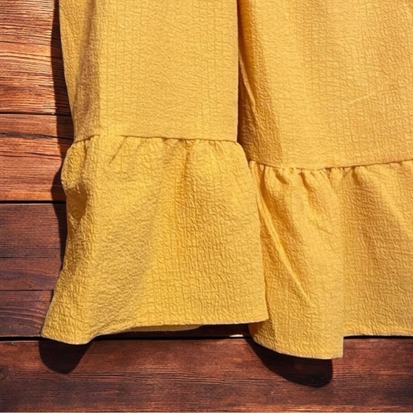 SHEIN CURVE ADJUSTABLE SPAGHETTI STRAPS RUFFLE TOP SIZE 1X - Picture 4 of 10